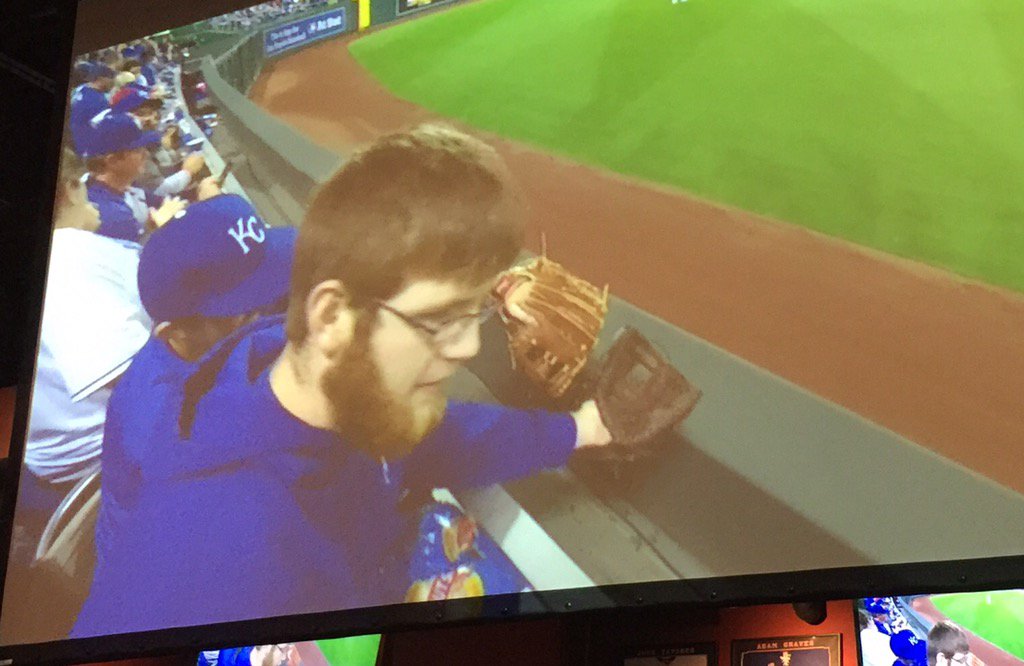 Gregcarrasco's tweet photo. I think it is safe to say, this kid is not allowed in #Toronto

#torontosmostwanted 
#ComeTogether 
@BlueJays https://t.co/Z7XZsmoxz5