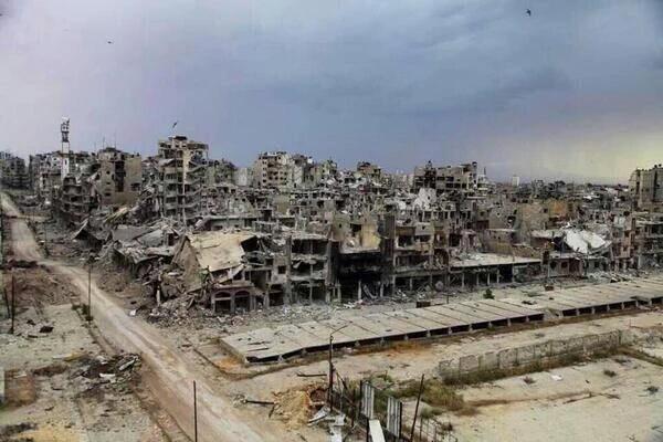 4F_Mamba's tweet photo. Así queda tu ciudad cuando le pides ayuda al IMPERIO. https://t.co/HdYTEHwygV