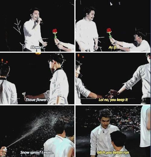 eexobaekyeol's tweet photo. PARK CHANYEOL GOT REJECT BY DO KYUNGSOO POORLY 😂😂 https://t.co/YWJiCf8PuL
