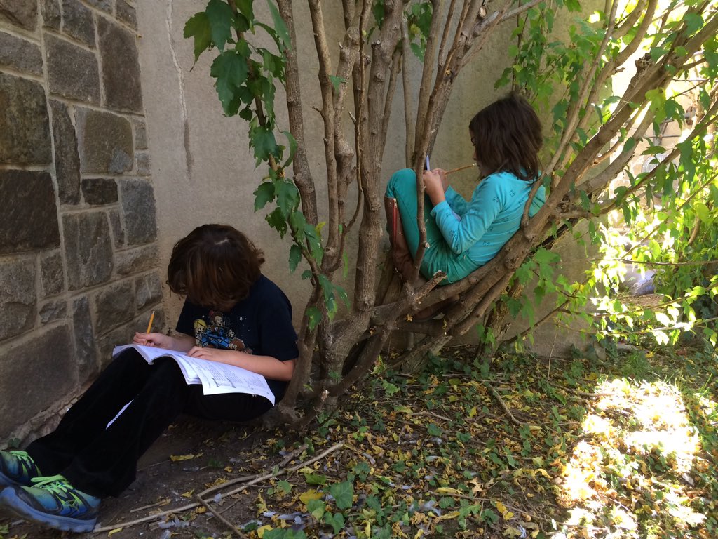 CityNeighbors's tweet photo. These 3rd graders took their writing outside. This is public education at City Neighbors in Baltimore! https://t.co/YHWqhpLFcw