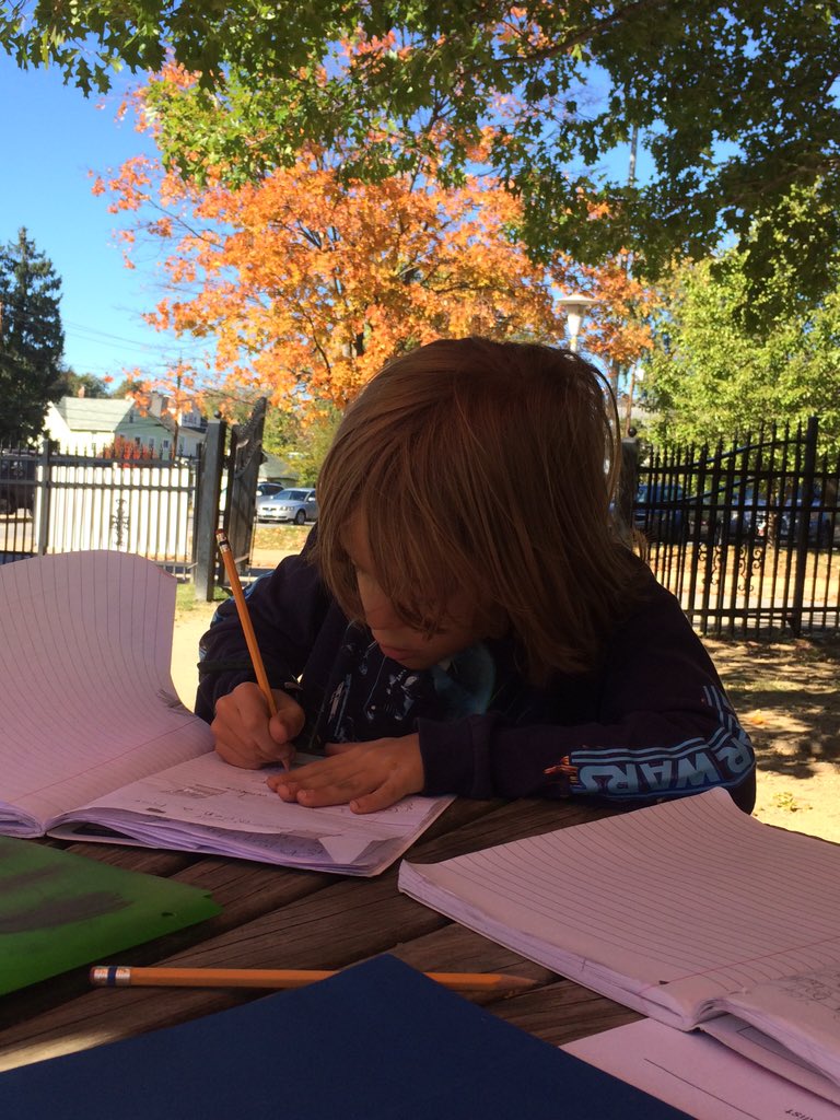 CityNeighbors's tweet photo. These 3rd graders took their writing outside. This is public education at City Neighbors in Baltimore! https://t.co/YHWqhpLFcw