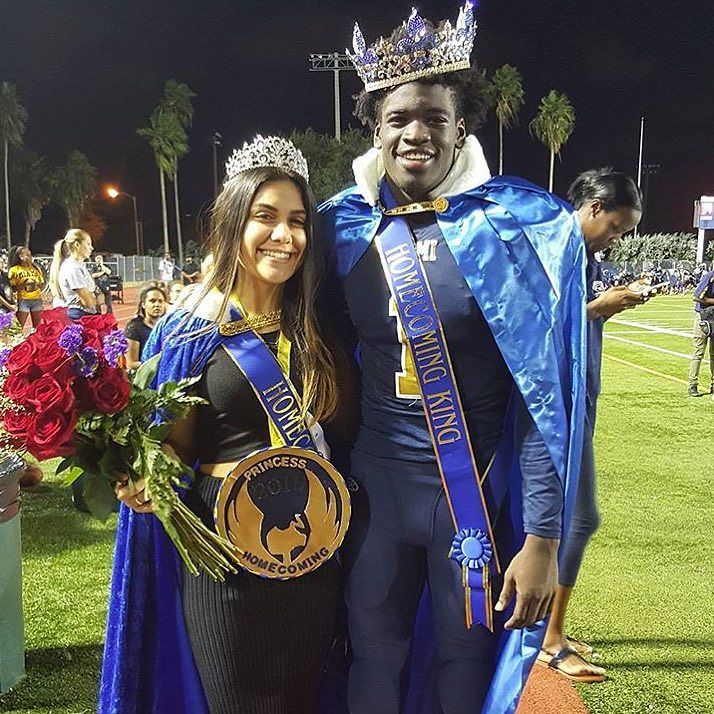 miamihighnews's tweet photo. Stingtown has voted for its King and Queen. https://t.co/r741kIodoW https://t.co/apCKmeZRwa