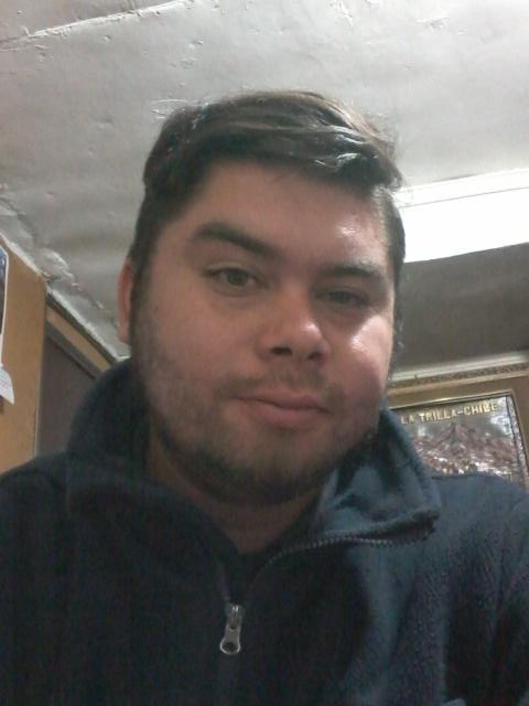 Ya en mi kamehouse.......esperando mi cena servida por mi amor giovanna palacios para luego irse al sobre.