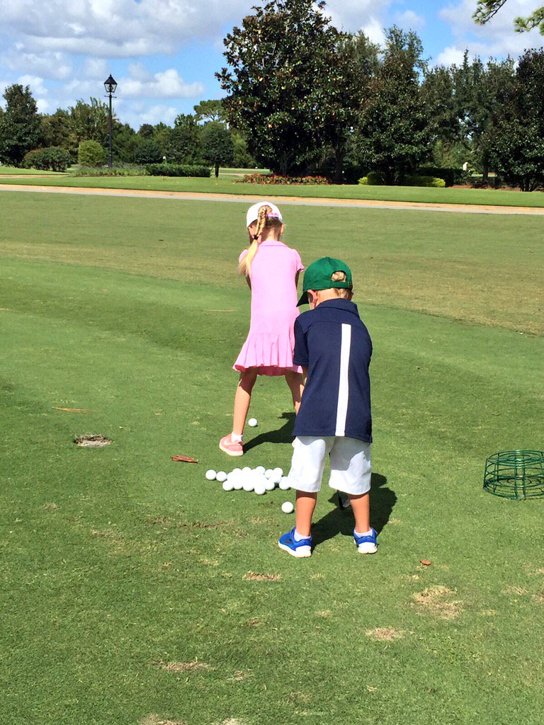 IanJamesPoulter's tweet photo. 2 peas in a pod, Lilly and Joshua were chipping today at @LakeNonaGCC they have similar tempo. To funny. https://t.co/aQ7Rx2J0JI