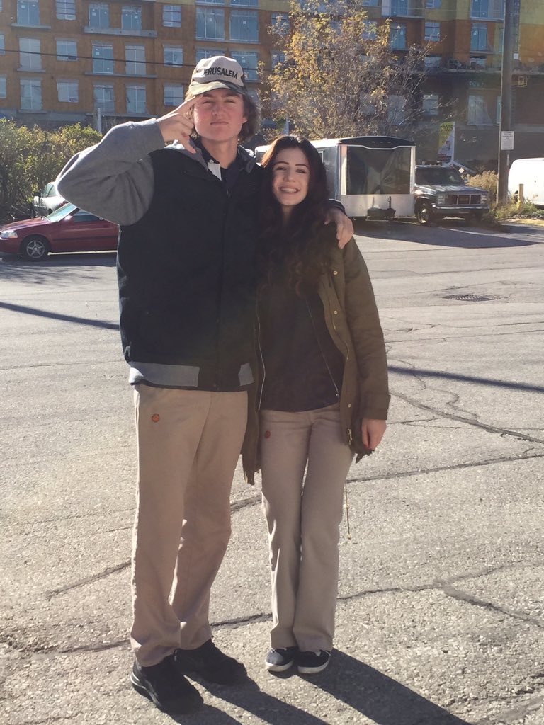 NicoleTaylor926's tweet photo. The only person substantially taller than me, plus we have matching pants #mtphotohunt #loverdearest https://t.co/7uBWQ0oAQp