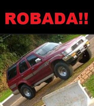 Camioneta roja, Toyota Runner, año 1987, Placa P554BCV, fue ROBADA en #TráficoGT Zona 1: <a href="/Doullier/">Race</a> <a href="/LaMismaLindaRoy/">Linda Roy su pingui</a>.