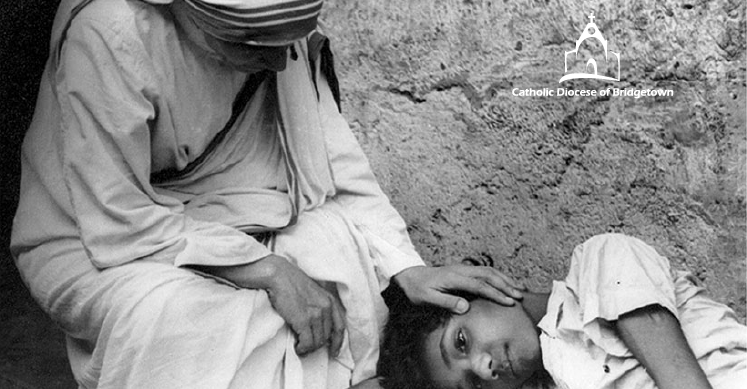 Catholic_bb's tweet photo. I SEE GOD IN EVERY HUMAN BEING WHEN I WASH LEPERS WOUNDS I FEEL I AM NURSING THE LORD HIMSELF!” ~ MOTHER THERESA https://t.co/V7GpxuPZ8y