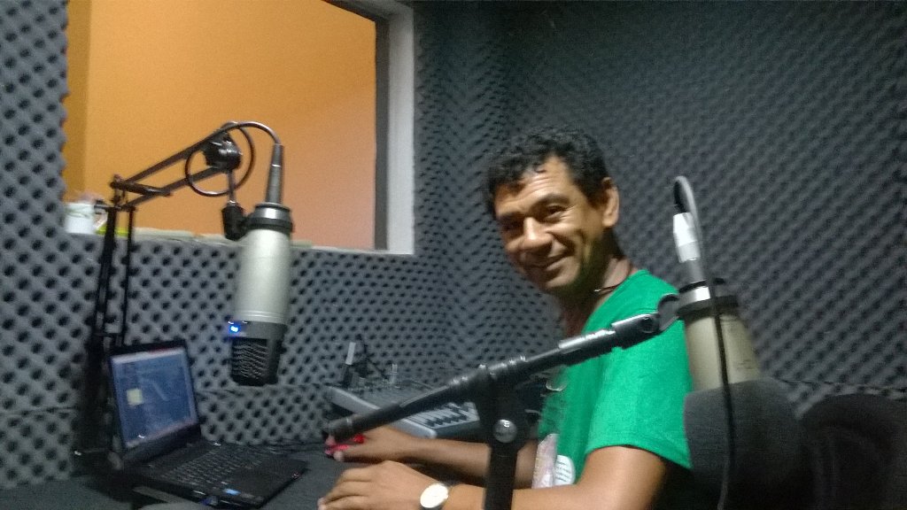 pdt12mg's tweet photo. No ar agora Rádio Legalidade de Minas Gerais! Sintonize https://t.co/5wPnwBlTnn https://t.co/1l7gujv07J