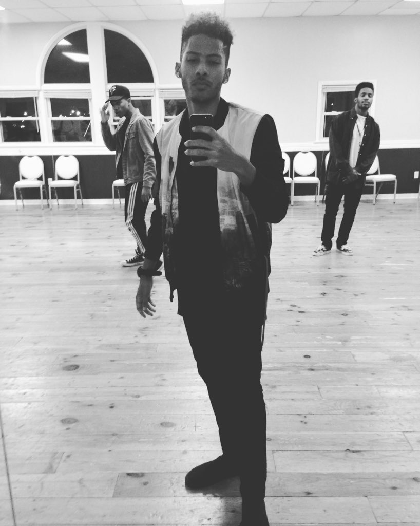 sn_faze's tweet photo. Studio days https://t.co/1SPP72Khdg