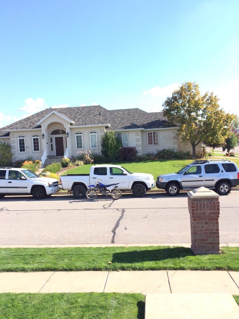 colbyedge6's tweet photo. The last time Parker parks like a douche bag. https://t.co/mluLp7PEC7