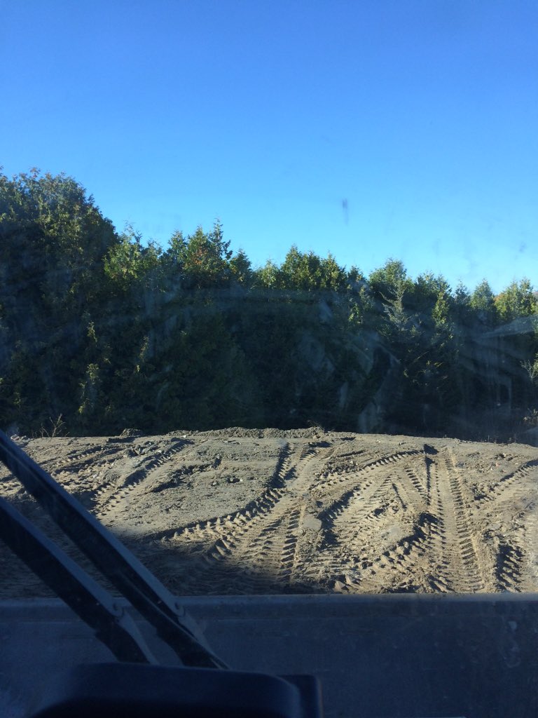 Hines_94's tweet photo. Well just another day at the office #BobCat https://t.co/EW2RVaZFhB