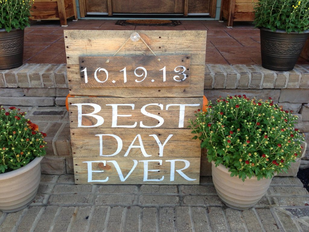 ChicRusticSigns's tweet photo. Reclaimed Wood "Best Day Ever" wedding date hand painted sign by #ChicRusticSigns (115.00 USD) #etsy #chic #rustic … https://t.co/updX5pqmR9