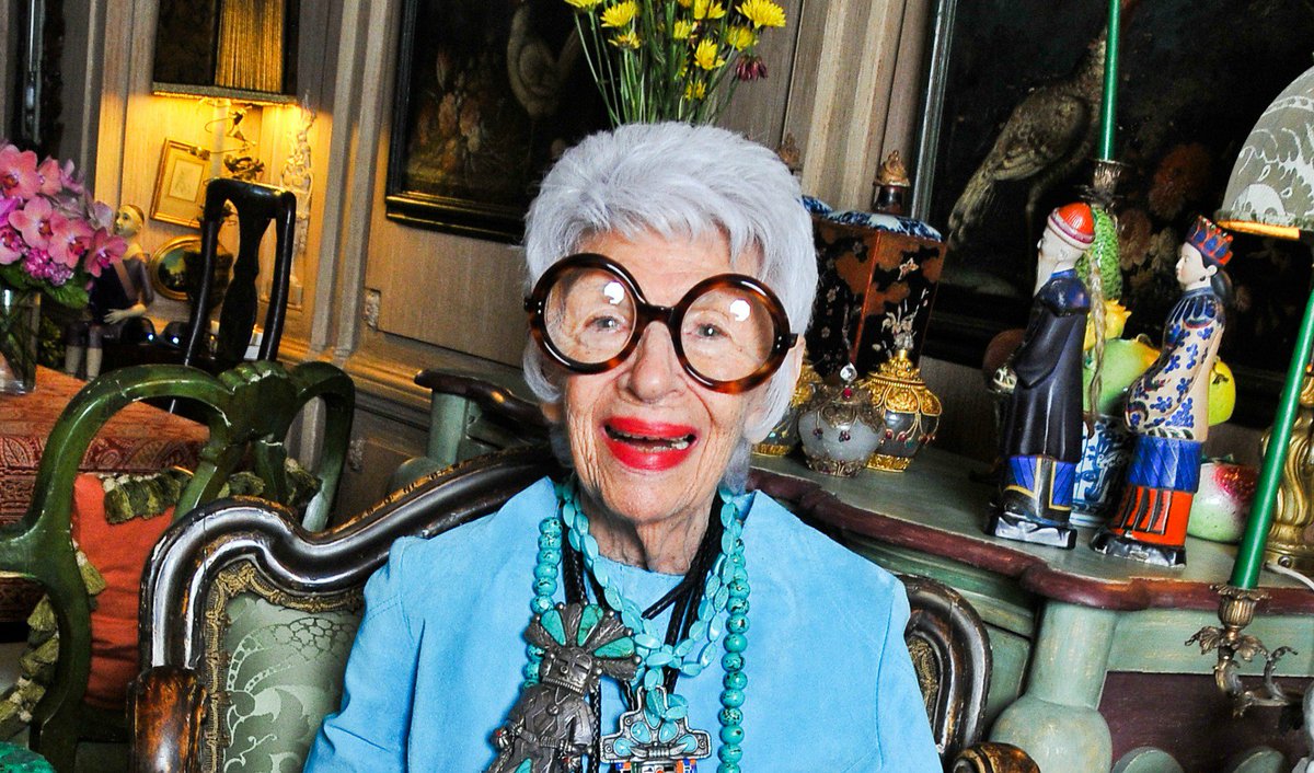 ELLEMexico's tweet photo. Si no tienes planes, no te puedes perder hoy a las 7 la proyección del documental de Iris Apfel. @MXDESIGNWEEK https://t.co/9ffS2R6icx
