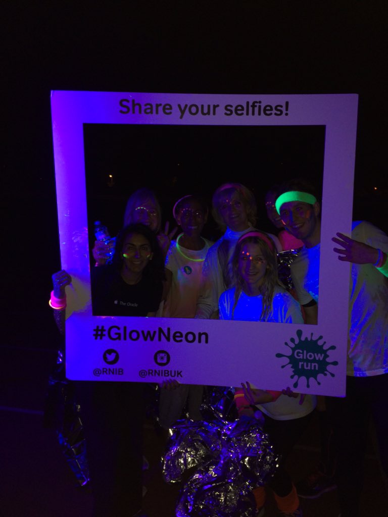 Dan_Green1's tweet photo. Tonight @BFC_Health and friends took on the @RNIB #GlowNeon run in Reading! https://t.co/67d9uFYCEQ