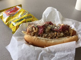 donwyatt's tweet photo. #foodtruckfriday in Pontiac. Thanks Chris and Tracy @TheMeanWeenie for visiting @oaklandpress. Corned Dog was yummy. https://t.co/0NTOkEEnPF