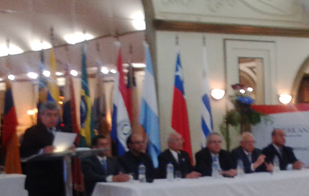 flaviomdiez's tweet photo. Se presento a Juan Pablo Topalian como Presidente de ALARP Uruguay
#ALARP2015 https://t.co/Q4CJs3kvz6