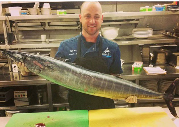 tomhams's tweet photo. Executive Chef Kyle is a happy boy today! What a catch @SMSeafood #seafood #fresh #tomhamslighthouse https://t.co/WXwex3bEtD