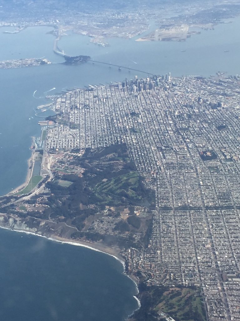 GeogAttwell's tweet photo. Good to be off the plane! Time to check in and explore San Francisco #swusa15 https://t.co/syTist2QB9