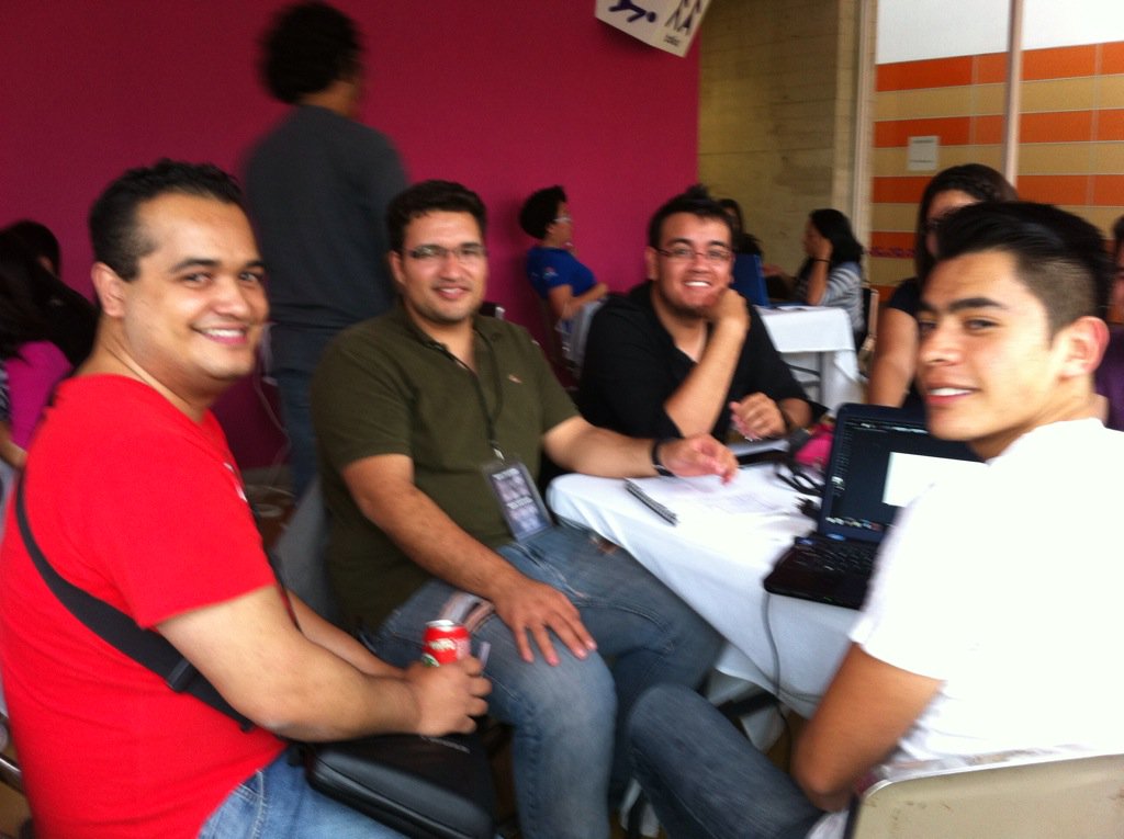 IncubadoraIPN tweet picture