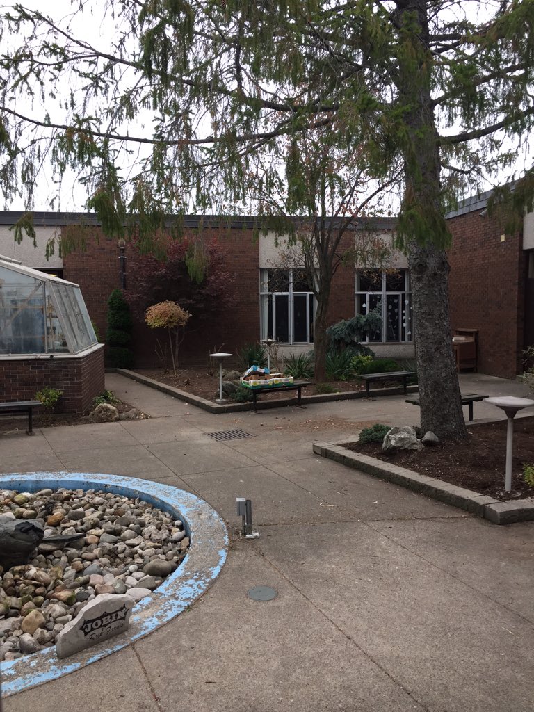 A huge thanks to Steve Green, Kathryn Markham-Petro <a href="/UWindsor/">University of Windsor</a> Concurrent team for their partnership! <a href="/gecdsbpro/">GECDSB PR</a>