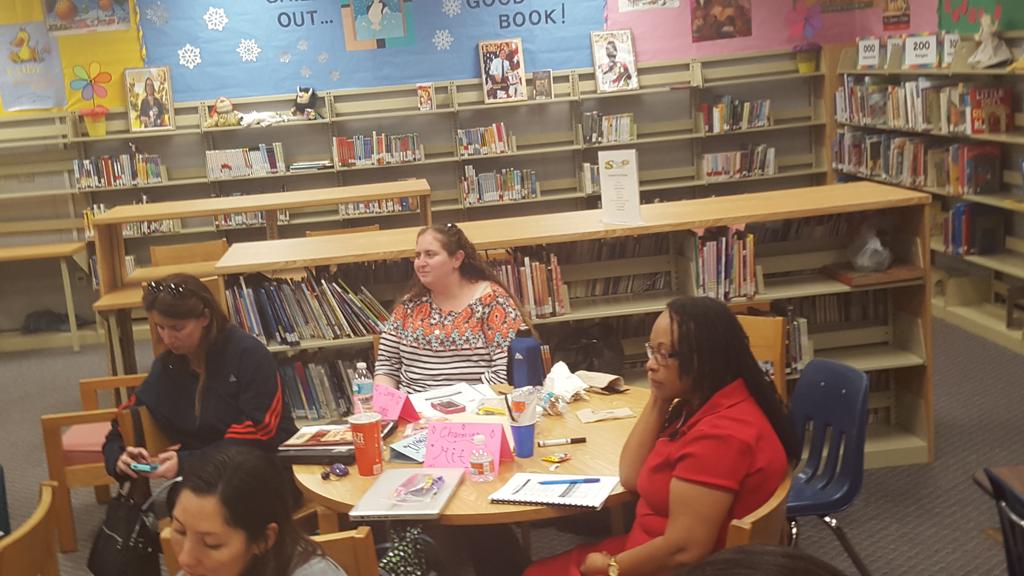 SunlandPk3's tweet photo. 10 Actions to Understand and Educate Students Application of a framework for Understanding Poverty. Great training! https://t.co/qT7kR71BOA