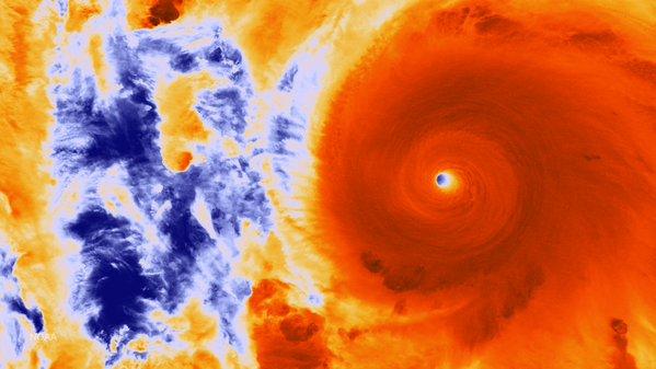 Newsweek's tweet photo. UPDATE: #HurricanePatricia is approaching land https://t.co/ZYhFFZPlqa https://t.co/J7W5aZTJDt