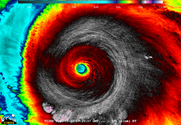 Newsweek's tweet photo. UPDATE: #HurricanePatricia is approaching land https://t.co/ZYhFFZPlqa https://t.co/J7W5aZTJDt