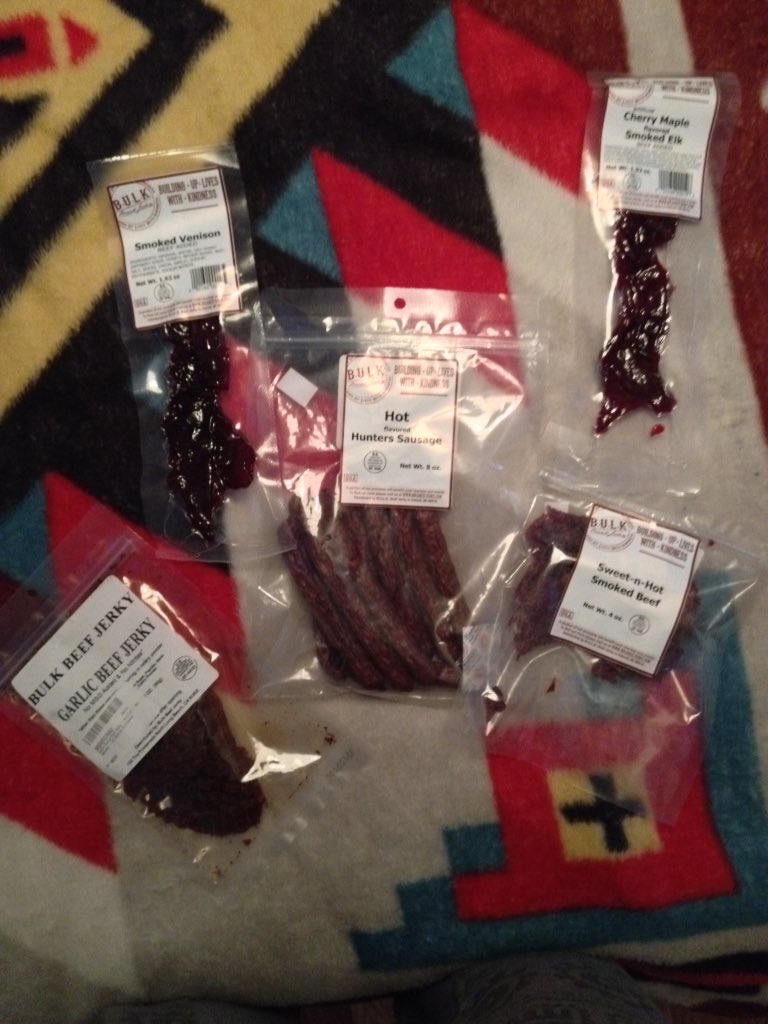 cnlleu's tweet photo. happy halloween to me!!! thanks momπ #beefjerky #fromthemitten https://t.co/5Z7fRJ3Png