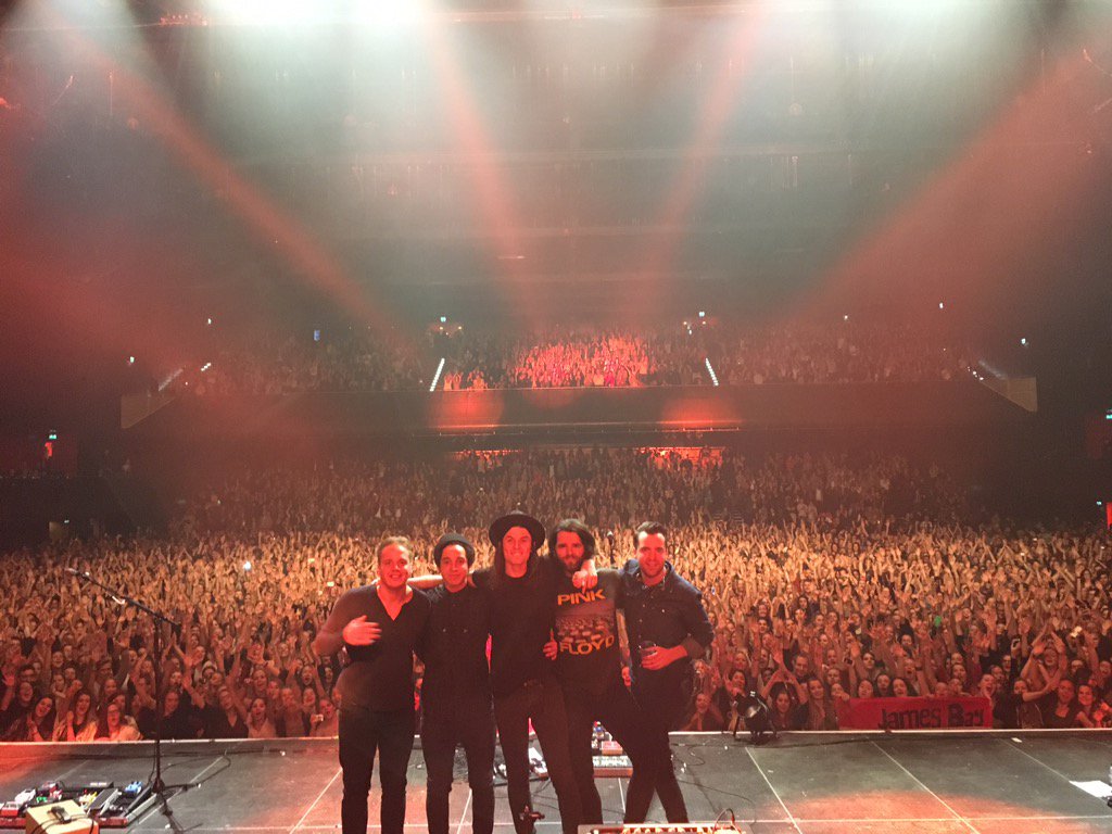JamesBayMusic's tweet image. AMSTERDAAAAAAAM!!!! Thank you. Tonight was incredible. So many of you, such an amazing crowd 😘 Again soon please! X