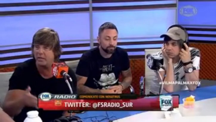 FSRadio_sur's tweet photo. #FSRadioSur ¡Nos visita la banda @VilmaPalma en @FSRadio_sur! #VilmaPalmaxFOX https://t.co/eE8m5obkYf