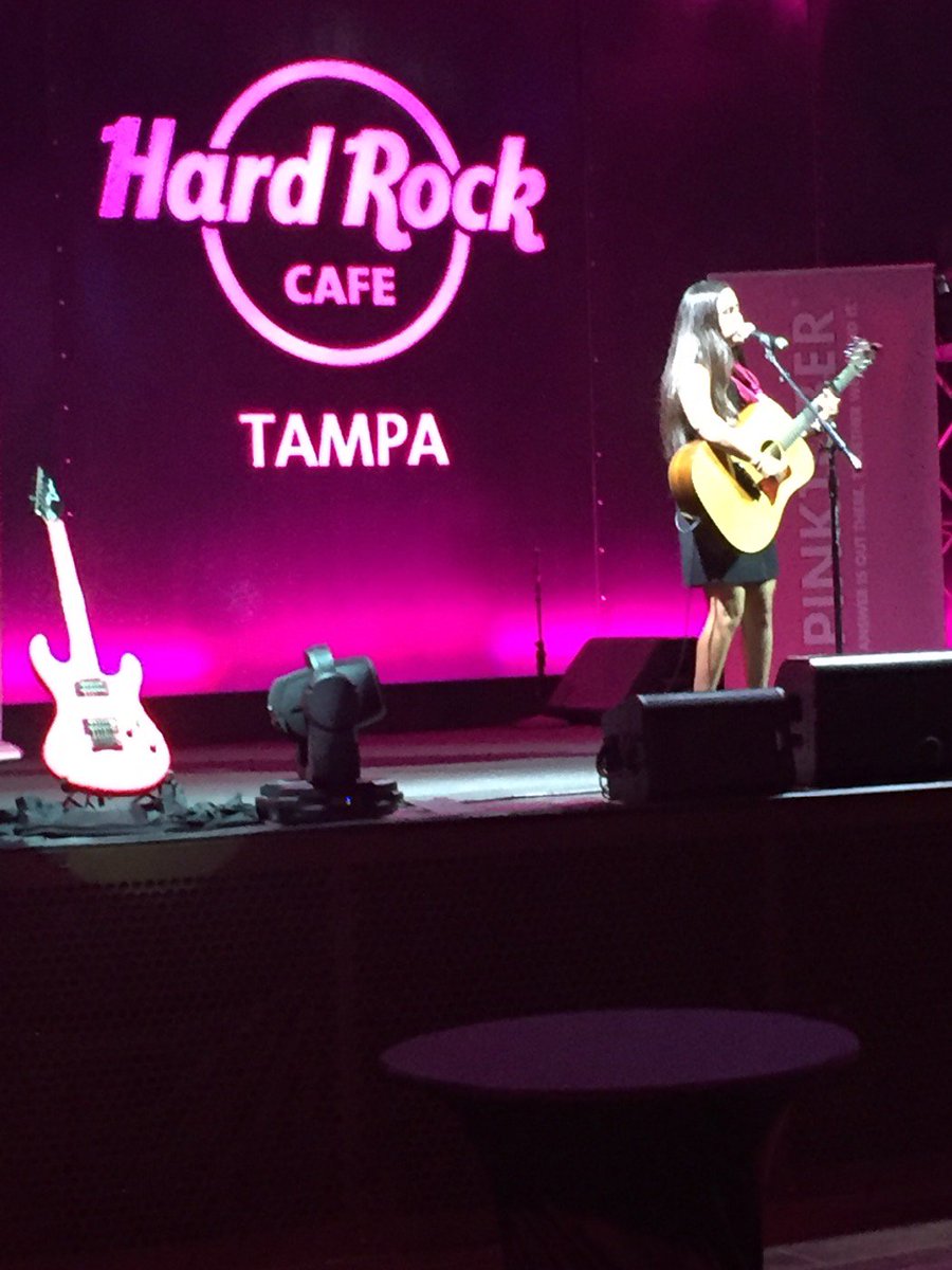 HardRockAle's tweet photo. Hey soul sister!!! Hey Francesca! #hardrocktampa #pinktober #thisishardrock https://t.co/yJAS0mTbwG