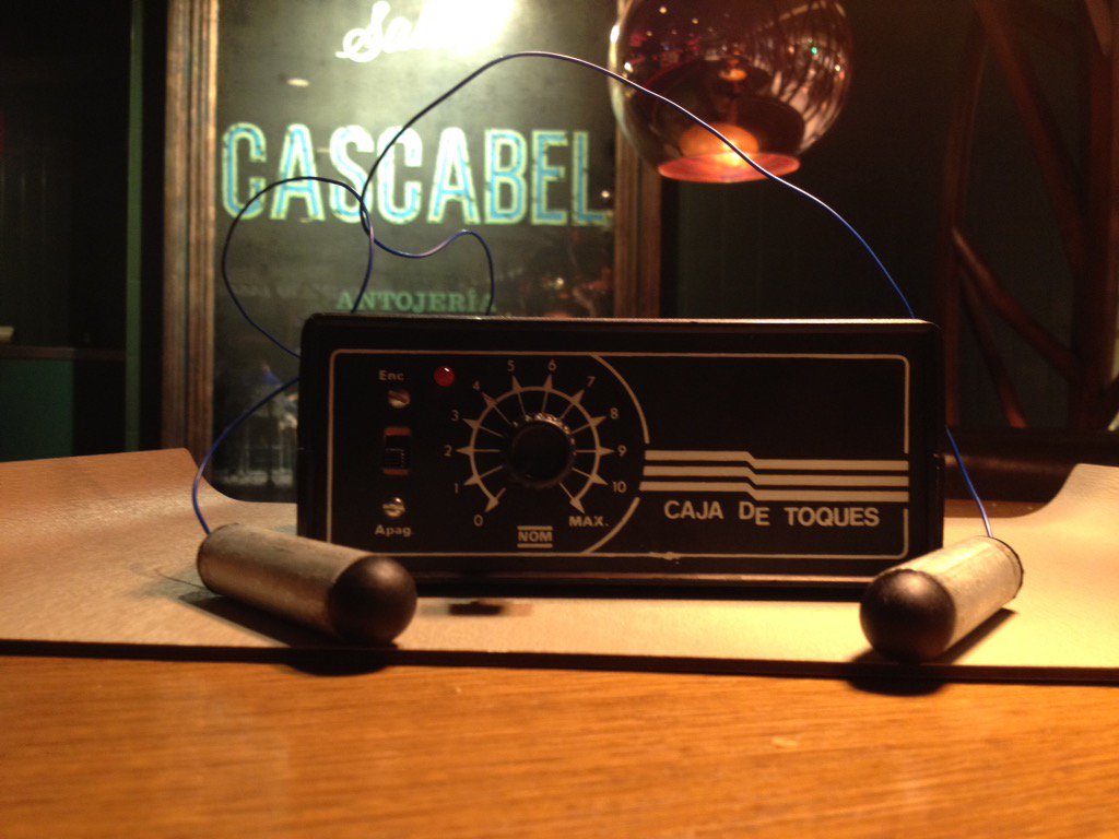 samulighter's tweet photo. Si te atreves ven a visitarnos a @SalonCascabel pasaras una noche electrizante! #discodinner #saloncascabel https://t.co/ySUYNsVkNV