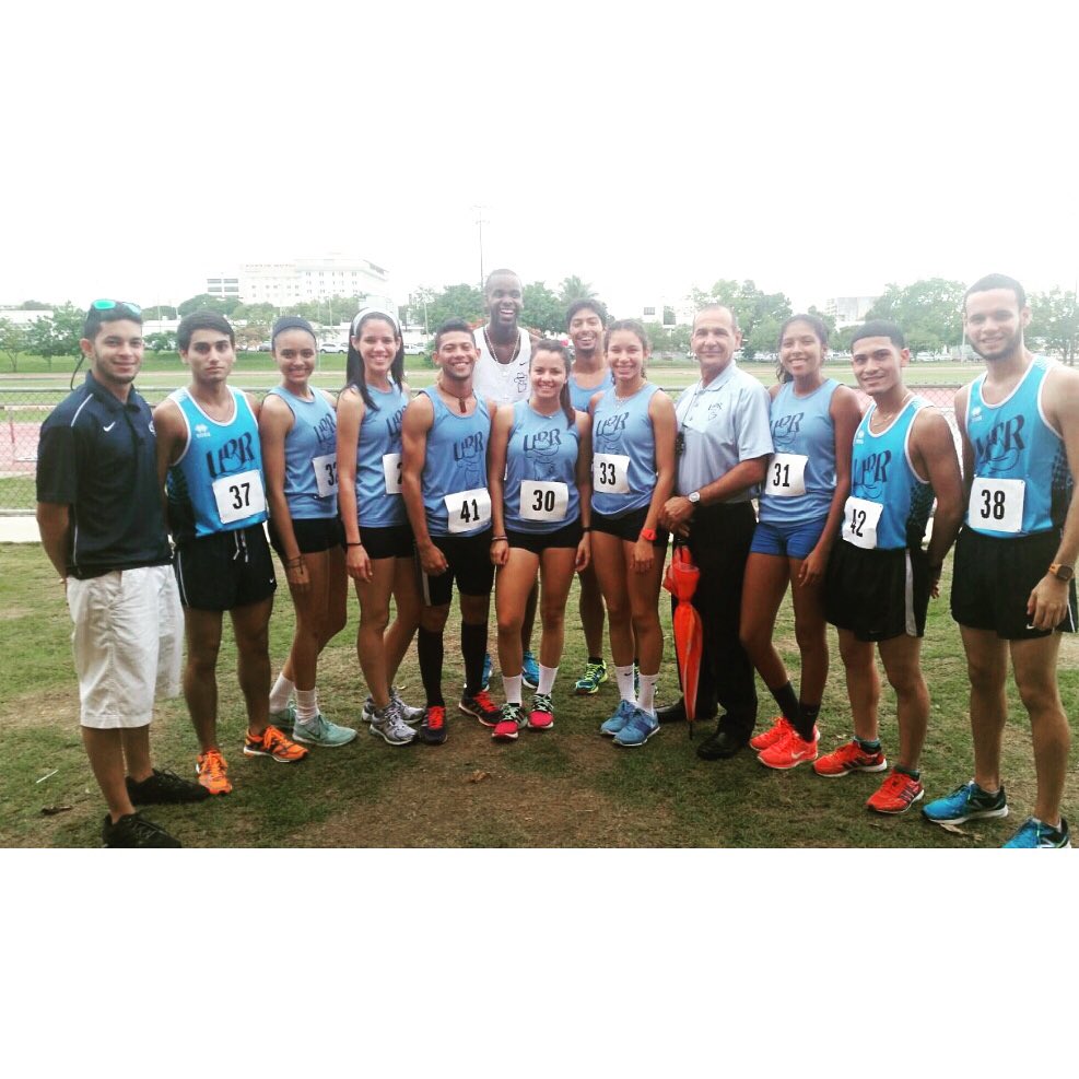 upr_b's tweet photo. Atletas vaquer@s de @SangreAzul   Atletismo vaquero AHÍ!!! https://t.co/F5uNRhZgE7