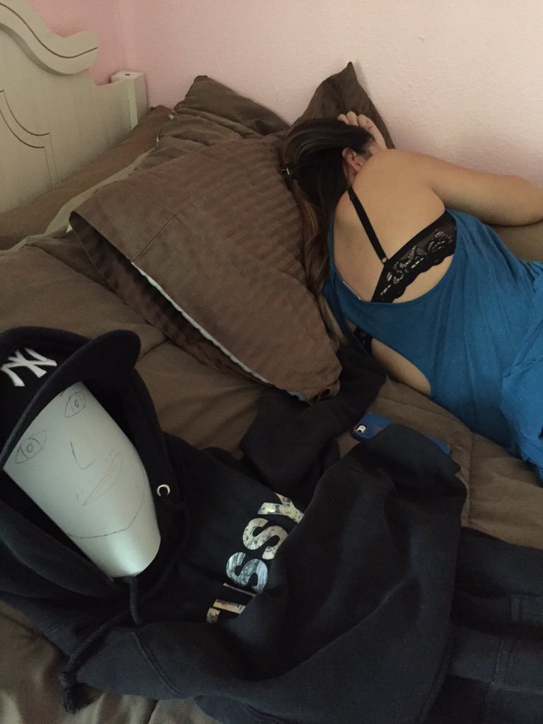 urielanguiano_'s tweet photo. Let's see how long Theresa notices it ain't me cuddling her... #goodlooks #Uriel#2 #Idipped https://t.co/synPbN3UZd