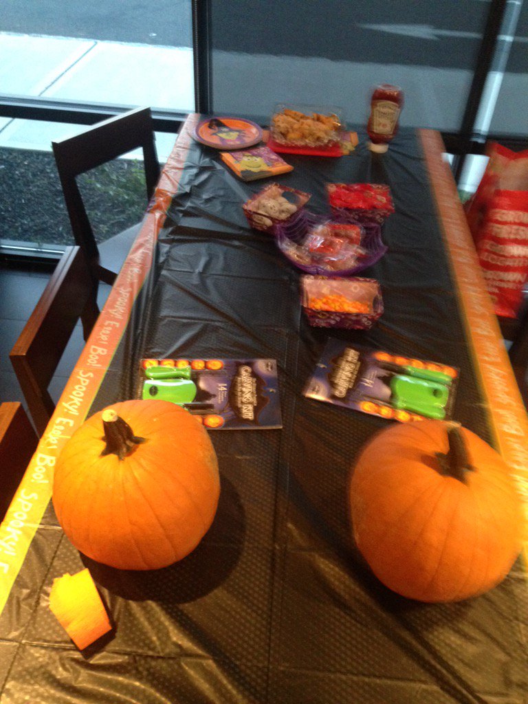 MiaNaumenko's tweet photo. $30K monster mash !!! https://t.co/83yymHGVrN