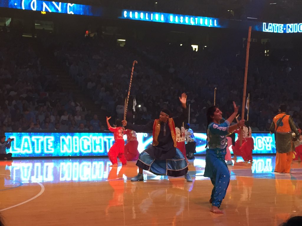 LateNightwRoy's tweet photo. Basketball➡️Bhangra: James, White, Maye, and Hicks take the court with Bhangra Elite, an Indian dance group https://t.co/AfKYujNUyK