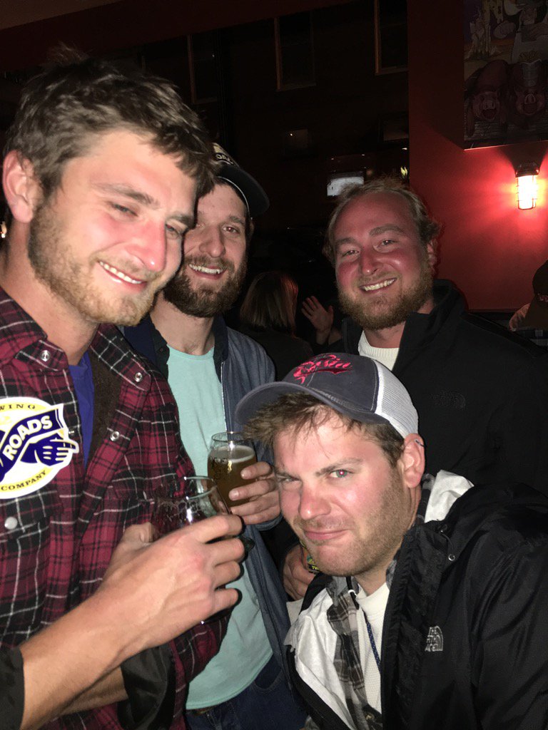 2RoadsJamie's tweet photo. Loving the @2RoadsBrewing #workersstomp at our #NOSH tap takeover! https://t.co/ZUVkabQ1XD