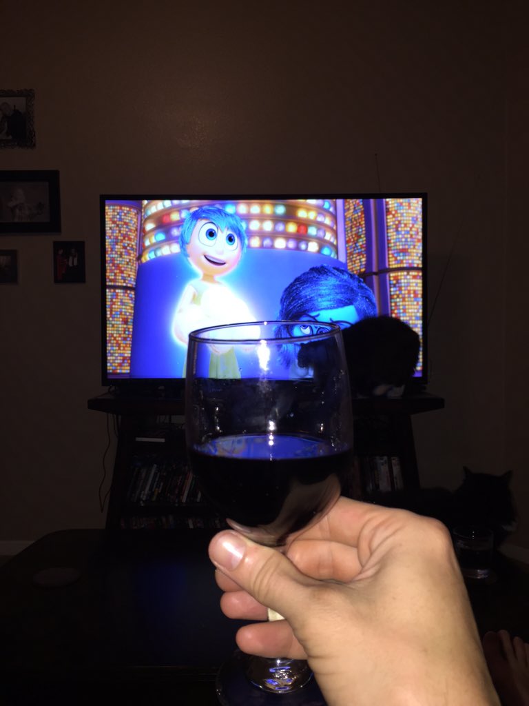 Badmonkyy81's tweet photo. #dad life#xboxone#insideout https://t.co/L54bxEGAm8