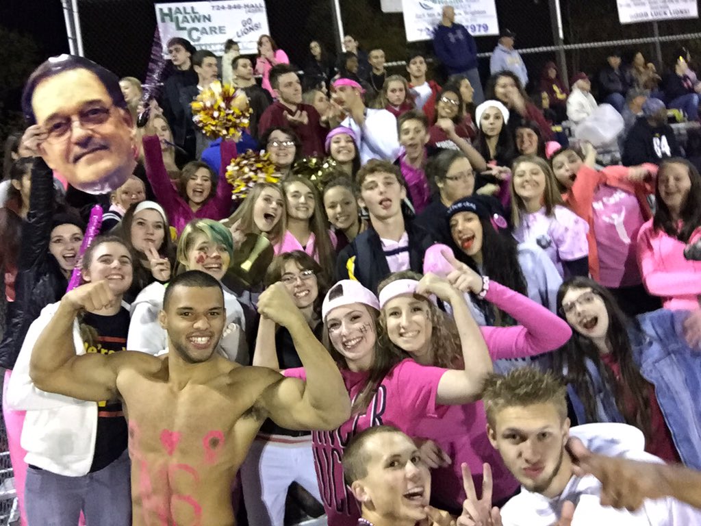 NBstudentsec's tweet photo. student section getting lit https://t.co/23DkwzTtxQ