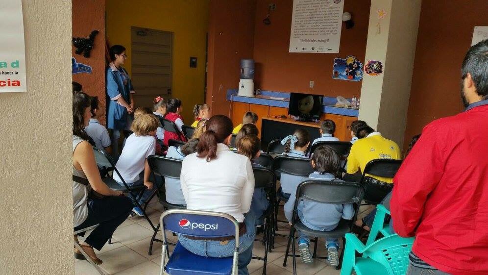 DonasDown's tweet photo. Visita del colegio Humane a nuestras instalaciones ayer por la mañana https://t.co/XTeNYvZInq