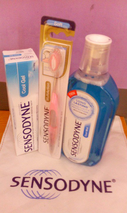 rona_rr11's tweet image. Terima kasih @GigiNgilu paket perawatan gigi sensitif dari Sensodyne sudah saya terima #longlastingprotection