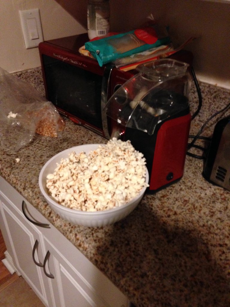 Grimezsz's tweet photo. My autobiography would be called 'waiting for popcorn' https://t.co/82oRUeiQhU