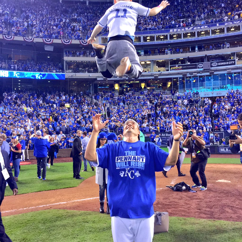 TheRealJGuts tweet picture