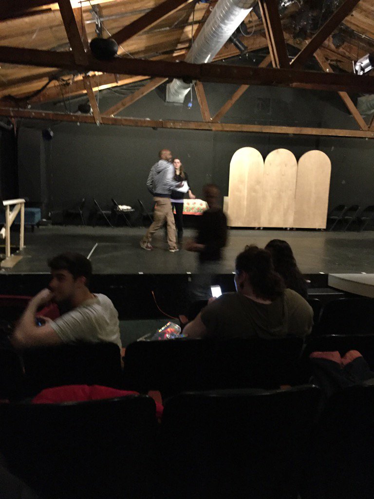 RichardSulliva6's tweet photo. Todd werking it out#lacage #caprep https://t.co/X8trhSUy3t