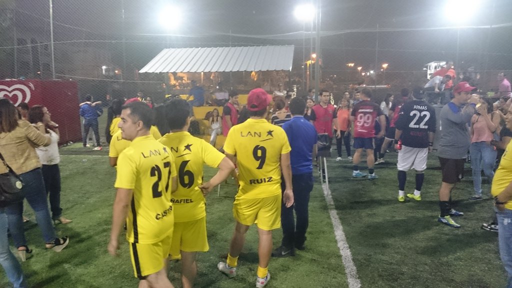 CanchaHooligans's tweet photo. #Final #CopaLan #2015 en @CanchaHooligans #FútbolAOtroNivel #LanEcuador #Eventos #Empresas #Torneos #Campeonatos https://t.co/CfMgJC52yr
