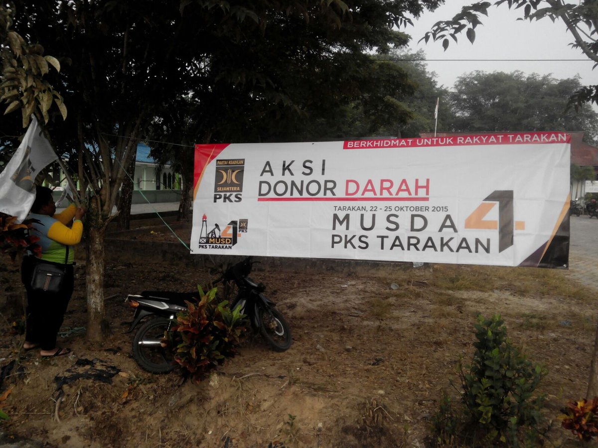 boedisoeman's tweet photo. #RoadtoMusda 4 @pkstarakan : peduli asap & donor darah #BerkhidmatUtkTarakan @TarakanID @info_tarakan @TarakanCity https://t.co/E4mI9mZYtK