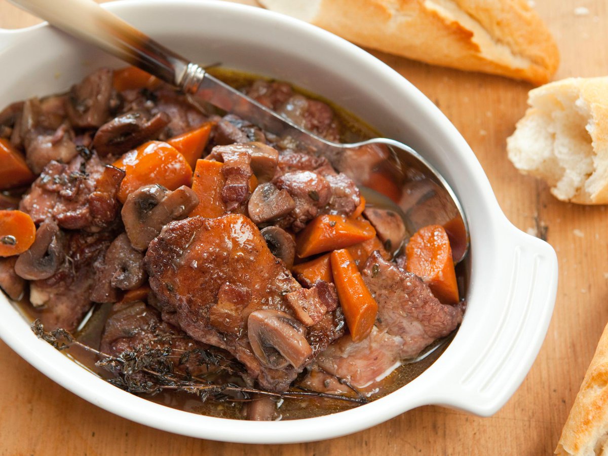 WholeFoods's tweet photo. Slow-cooker Coq au Vin, and 6 other fantastic recipes for the weekend! https://t.co/mqxQpJkDKc https://t.co/04I93scwUj