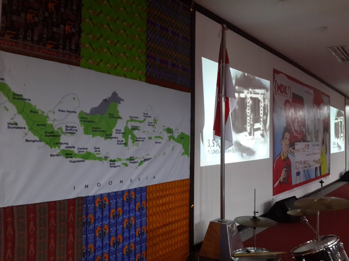 fajareridianto's tweet photo. Makassar siaaaaap.. !! #HackathonMerdeka cc @TelkomIndonesia @rudiantara_id @iutoyo @A_Sugiarto2015 @RelawanTIK https://t.co/CMruNftNCj
