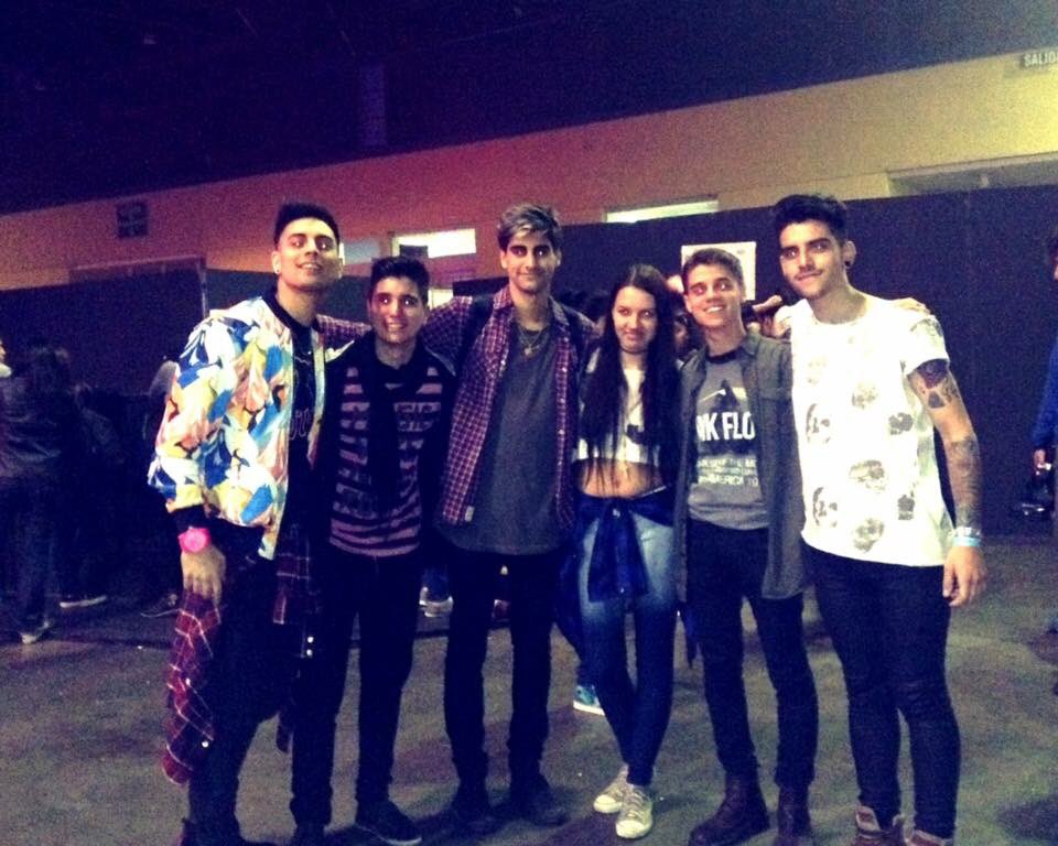 _alwayshemmo_'s tweet photo. Volver 11 días atrás... 💕 #TimeToShareLookingUp https://t.co/9MOCzwiZMk
