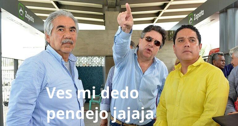 SanchoClauss's tweet photo. Jajajajaja sela rifan estos cabrones jajajaja #Acapulco @guerrerensesoy @CRIATURA1980 @ElChulote_ @La_Sintesis https://t.co/cY8UtBprDA